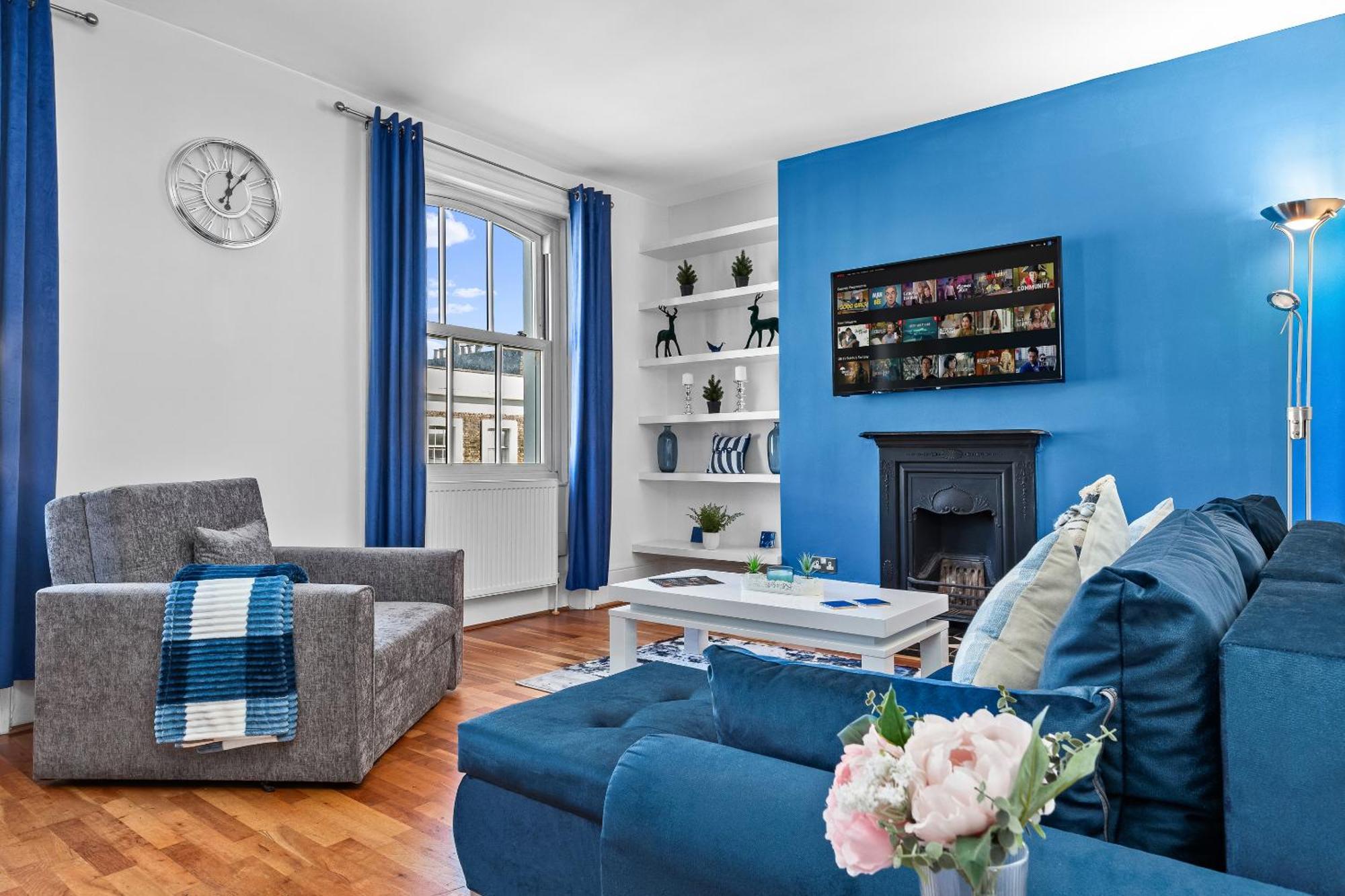 Balcony Blue Theme 1 Bedroom Central London Luxury Flat Near Hyde Park! Accommodates Up To 6! Double Sofa Bed And Next To Station! Eksteriør bilde
