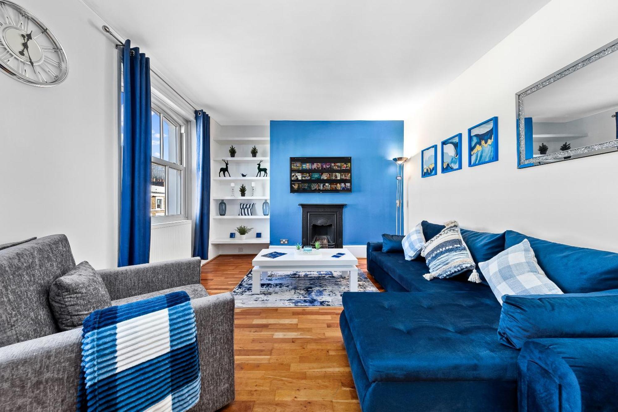 Balcony Blue Theme 1 Bedroom Central London Luxury Flat Near Hyde Park! Accommodates Up To 6! Double Sofa Bed And Next To Station! Eksteriør bilde