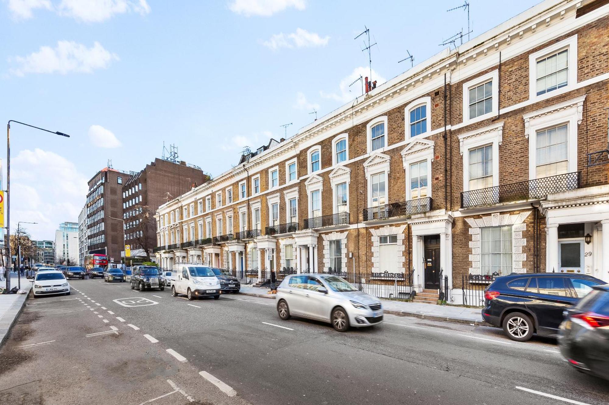 Balcony Blue Theme 1 Bedroom Central London Luxury Flat Near Hyde Park! Accommodates Up To 6! Double Sofa Bed And Next To Station! Eksteriør bilde