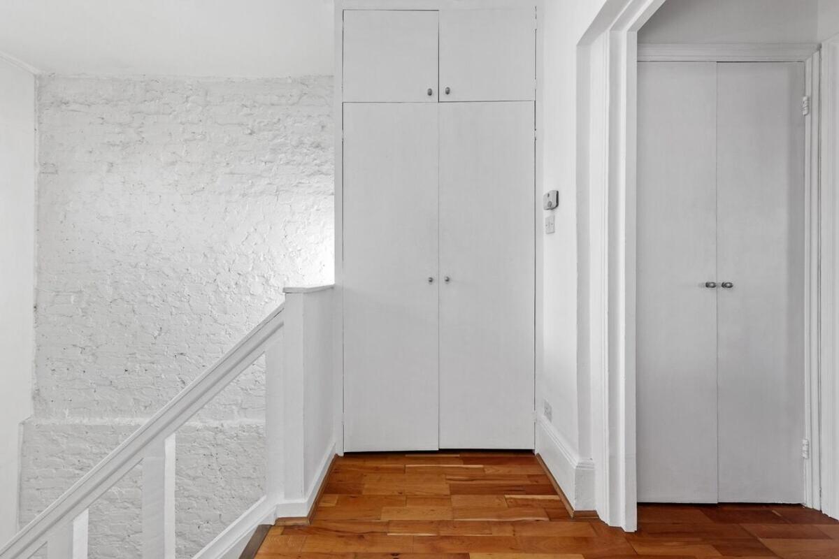 Balcony Blue Theme 1 Bedroom Central London Luxury Flat Near Hyde Park! Accommodates Up To 6! Double Sofa Bed And Next To Station! Eksteriør bilde