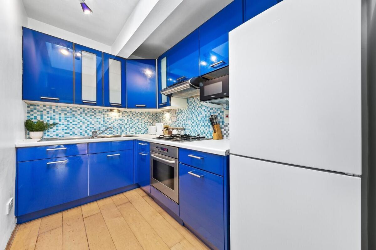 Balcony Blue Theme 1 Bedroom Central London Luxury Flat Near Hyde Park! Accommodates Up To 6! Double Sofa Bed And Next To Station! Eksteriør bilde